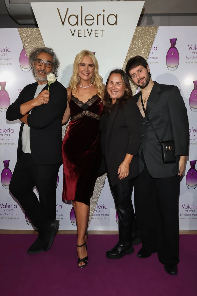 Diego Impagliazzo, Valeria , Poli Martínez y Roger Vekstein