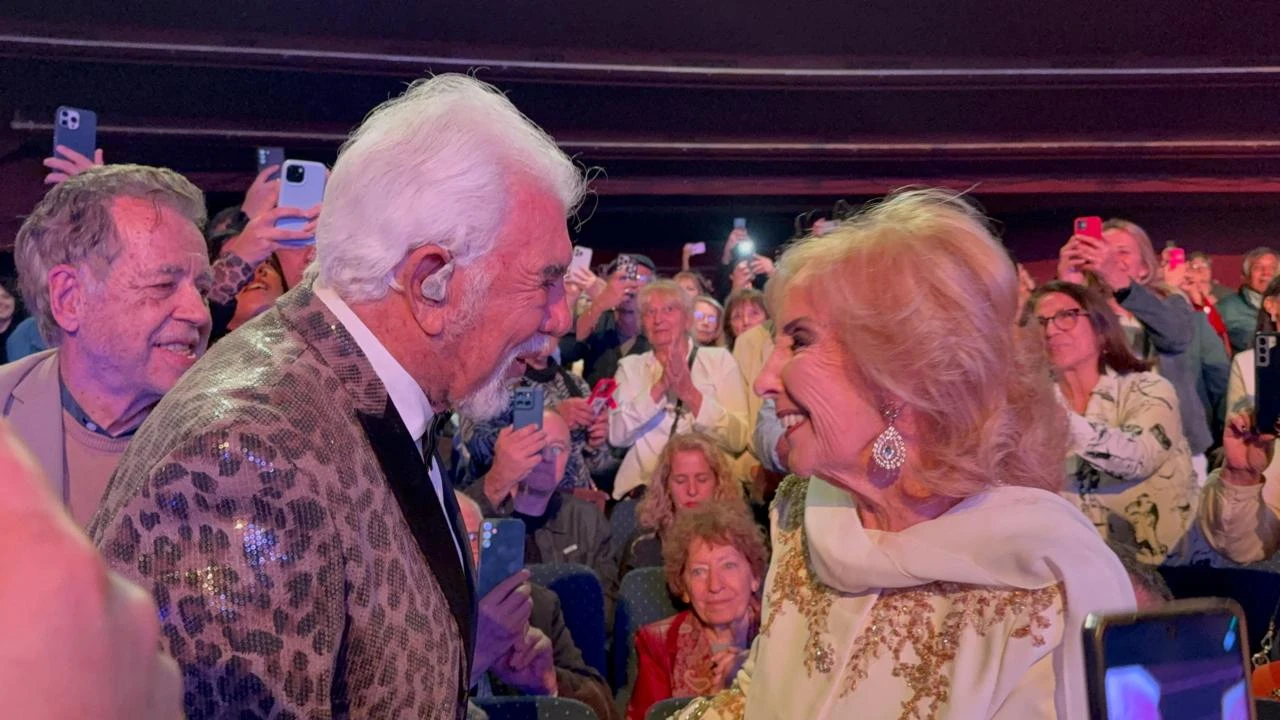 Así fue la sorpresa de Mirtha Legrand en el cumpleaños número 88 de Raúl Lavié