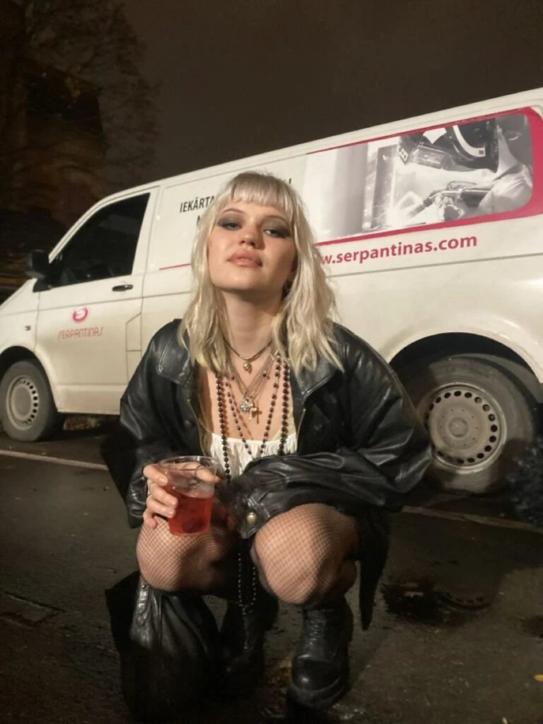 Heroin chic: la polémica tendencia de los 90 que volvió a ser furor en redes y pasarelas

