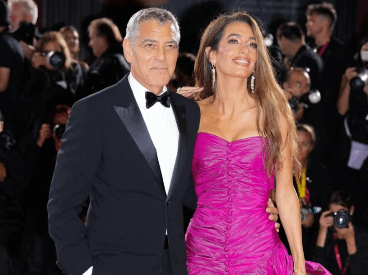 amal y george clooney en el festival de venecia 2025