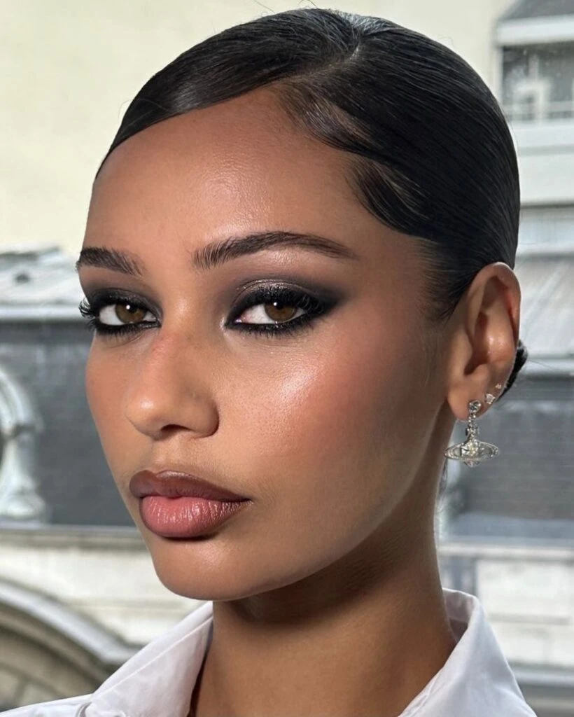 El soft grunge makeup enamora a la Gen-Z.