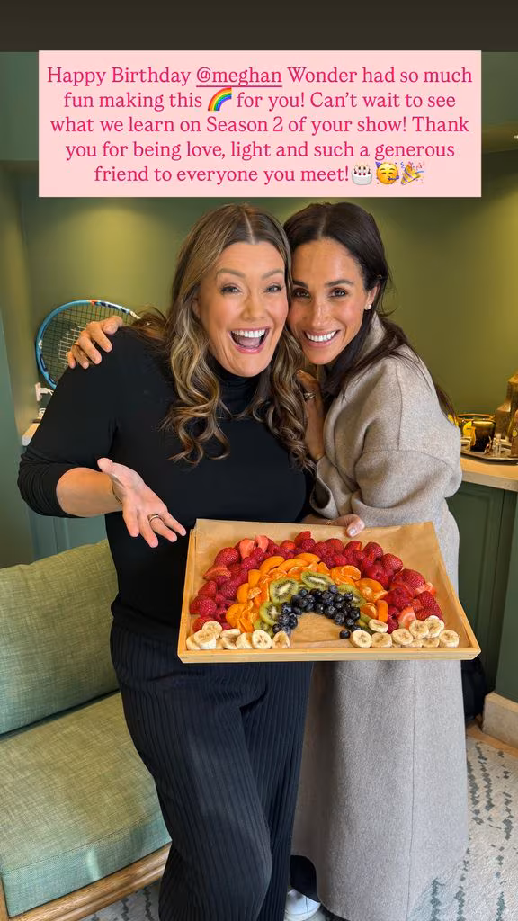 Uno de los saludos por el cumpleaños.