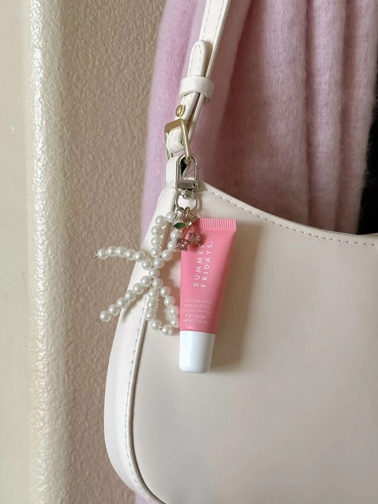 vBeauty bag charm