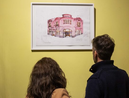 “Ilustro para no olvidar”: una muestra única y colectiva que reivindica la memoria de Buenos Aires 