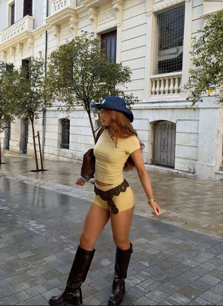 Así se lucen los micro shorts, la prenda en tendencia este verano.