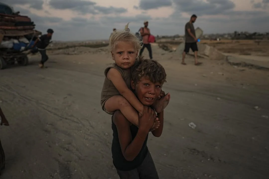 La conmovedora historia de Jadoua y Khaled: dos hermanos palestinos que huyeron del horror hacia la esperanza