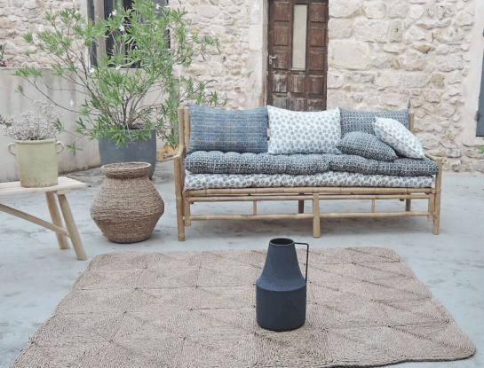 Tendencia deco: las alfombras de fibras naturales serán el hit del verano 2026