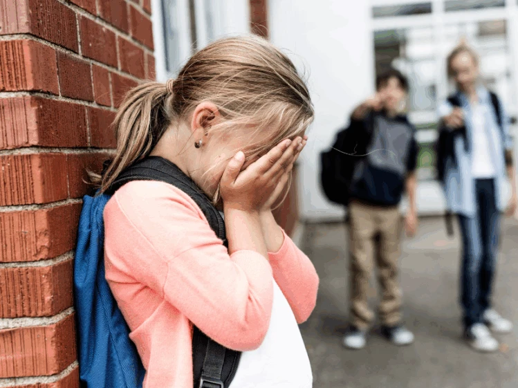 Adolescente atrincherada en un colegio de Mendoza: el trasfondo del bullying y la preocupación de toda una comunidad