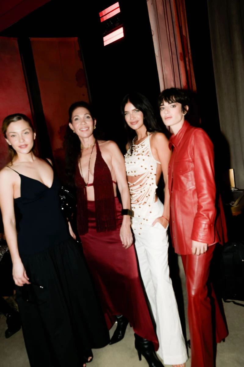 CHER para BAFWEEK 2025/26.