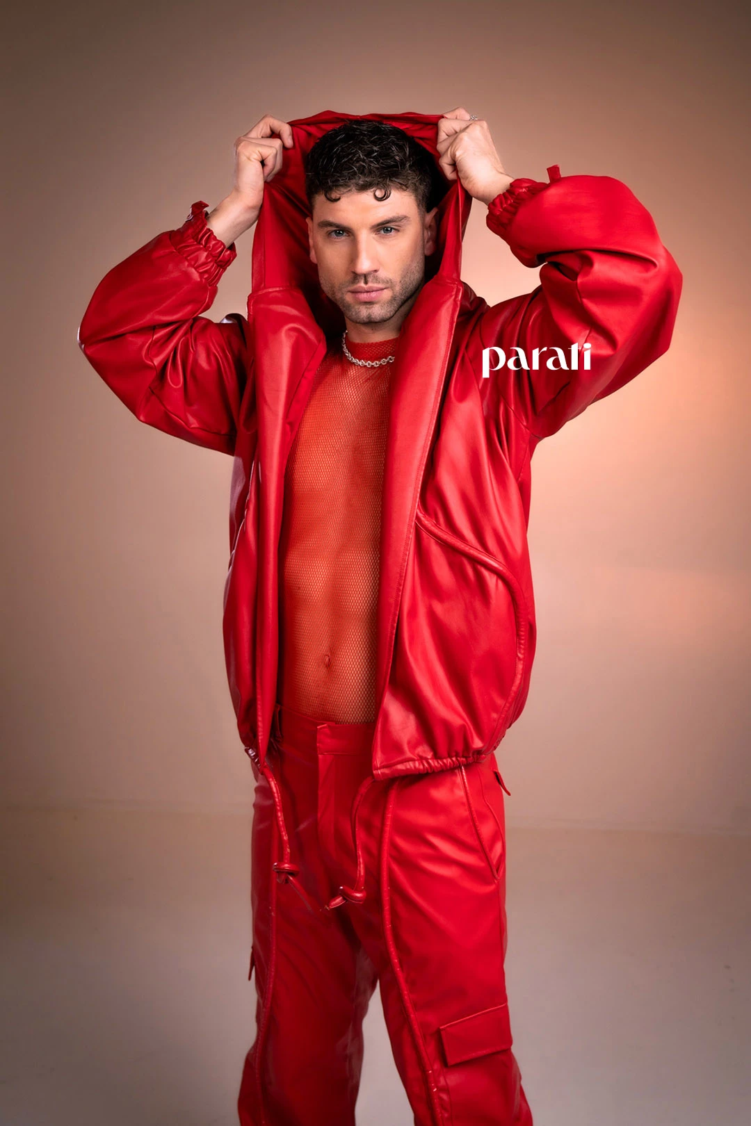 Tato y su sueño de ser conductor.