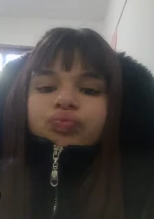 Ella era Ema, tenía 16 años, se quitó la vida después de que se viralizara un video íntimo