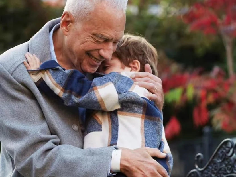 "En un abrir y cerrar de ojos": el tierno mensaje de Alberto Cormillot por el cumpleaños número 4 de su hijo Emilio