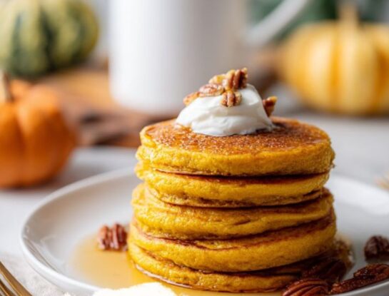 Pancakes de avena y calabaza: receta fácil y saludable para desayunar