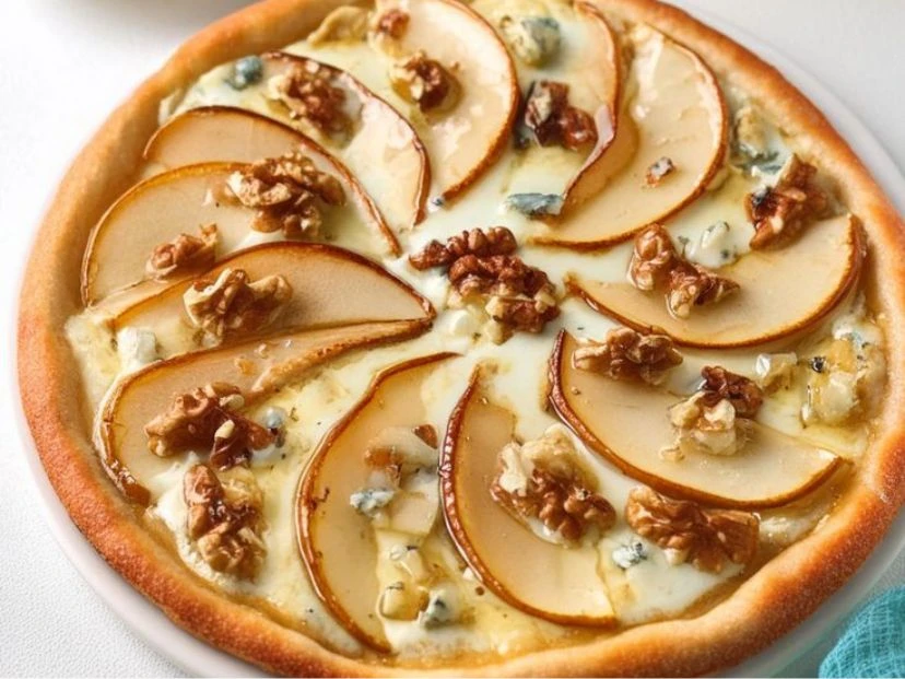 tarta de pera y cebolla caramelizada