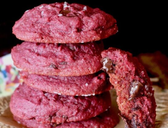 Cookies de remolacha y cacao: receta fácil, colorida y nutritiva