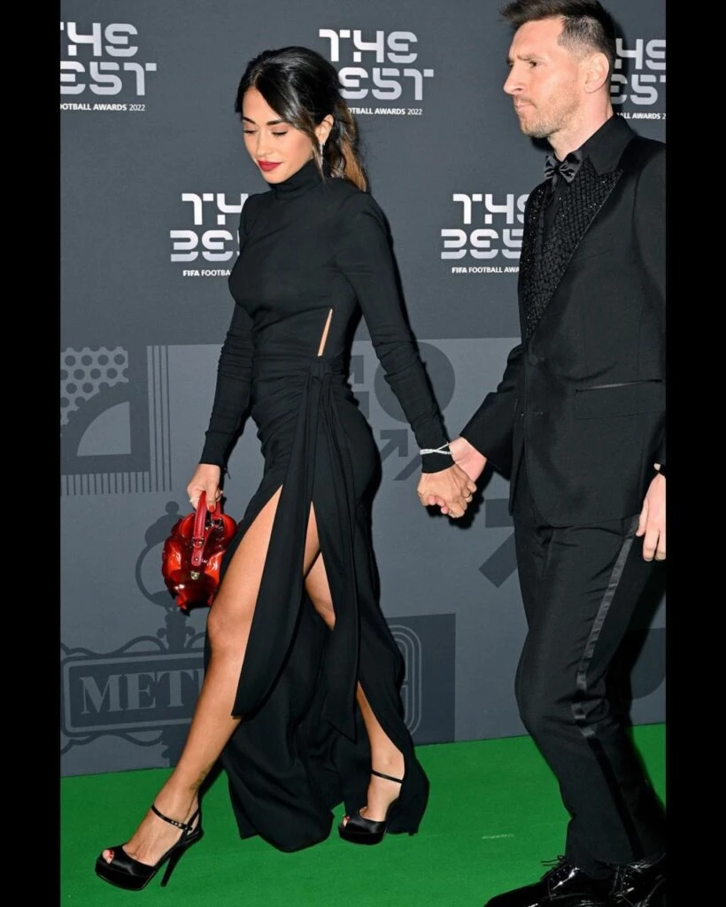 El enigma detrás del look chic de Messi quién está detrás de su estrategia de imagen