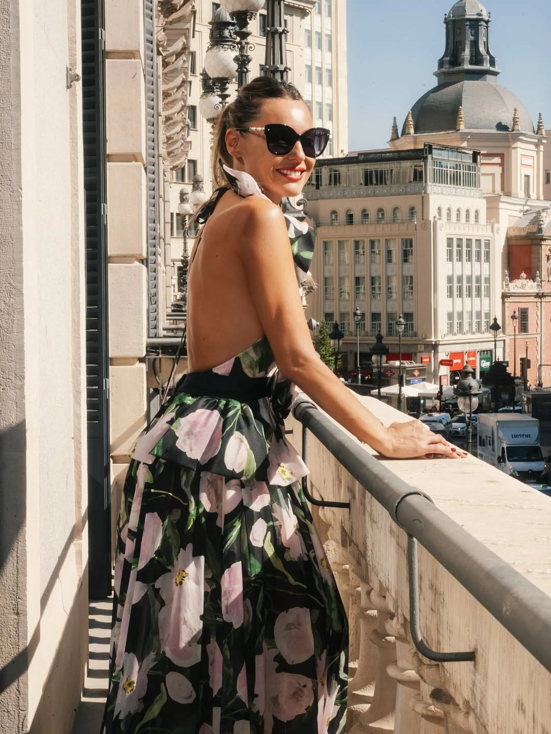 El look de Pampita en Madrid con una tendencia fuerte de la primavera