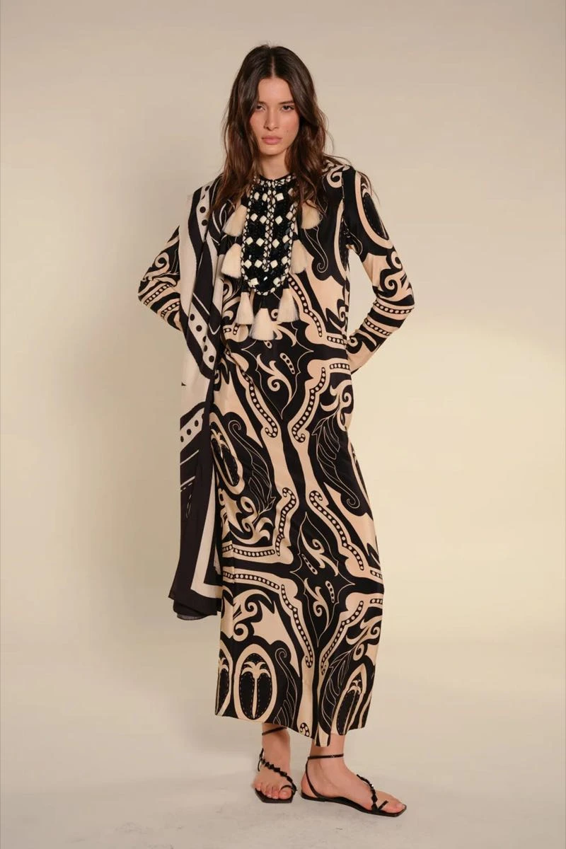 Colección Johanna Ortiz pre fall 2025