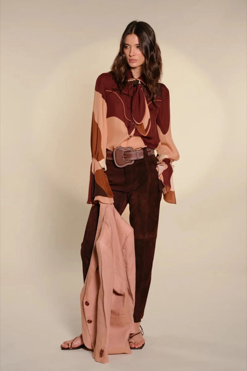 Colección Johanna Ortiz pre fall 2025