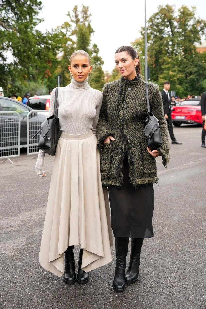 Caro Daur y Kyra Kennedy, street style Tod’s