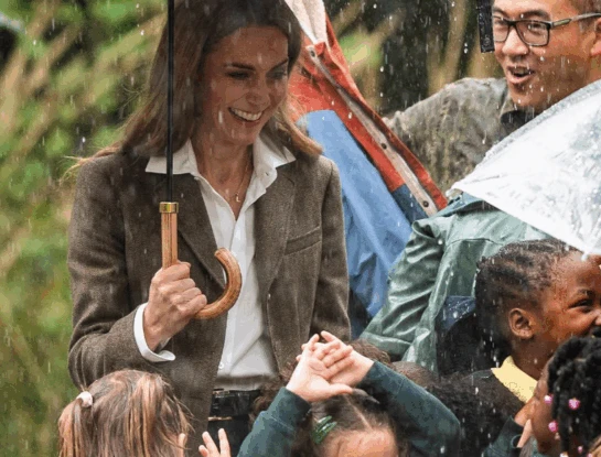 Kate Middleton tiene los mocasines ideales para looks de media estación