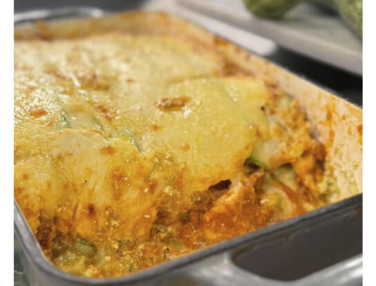 Lasaña de zucchini y boloñesa sin harina: la receta rica y nutritiva que te resuelve la cena