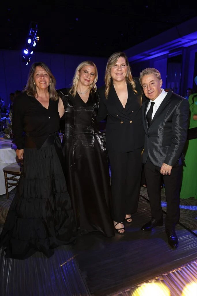 Maria Claudia Pedrayes, Soledad Paolini, Dominique Metzger y Horacio Paolini