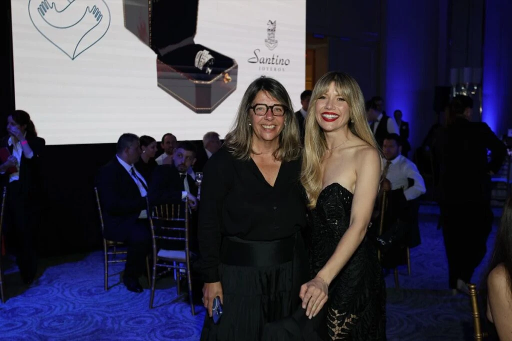 Maria Claudia Pedrayes y Laurita Fernandez