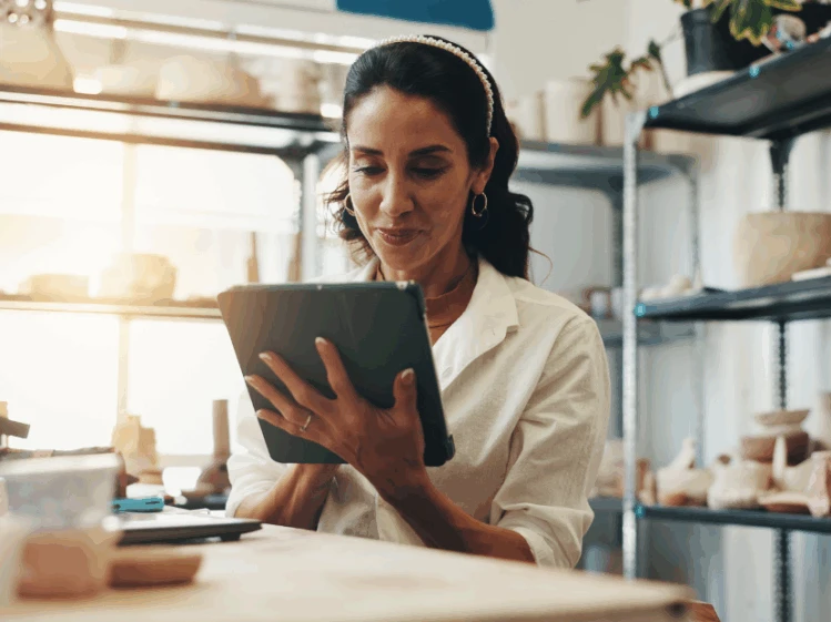 Menopausia y trabajo: qué necesitan las mujeres en sus empresas durante esta etapa de la vida
