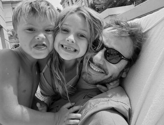 El duro testimonio de Benjamín Vicuña por estar lejos de Amancio y Magnolia, sus hijos