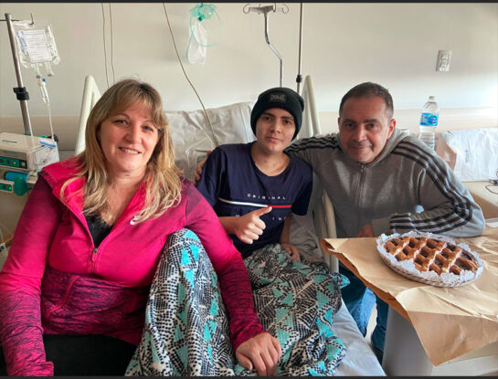 "Voy a mover cielo y tierra por él": el pedido de la mamá de Tomy, que necesita tratar su leucemia en el exterior