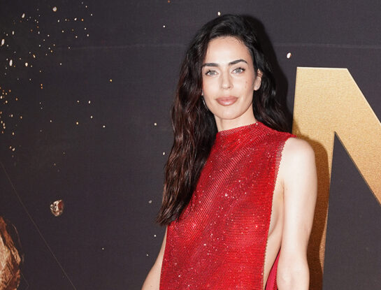 Martín Fierro: Priscila Crivocapich impactó con un look total red