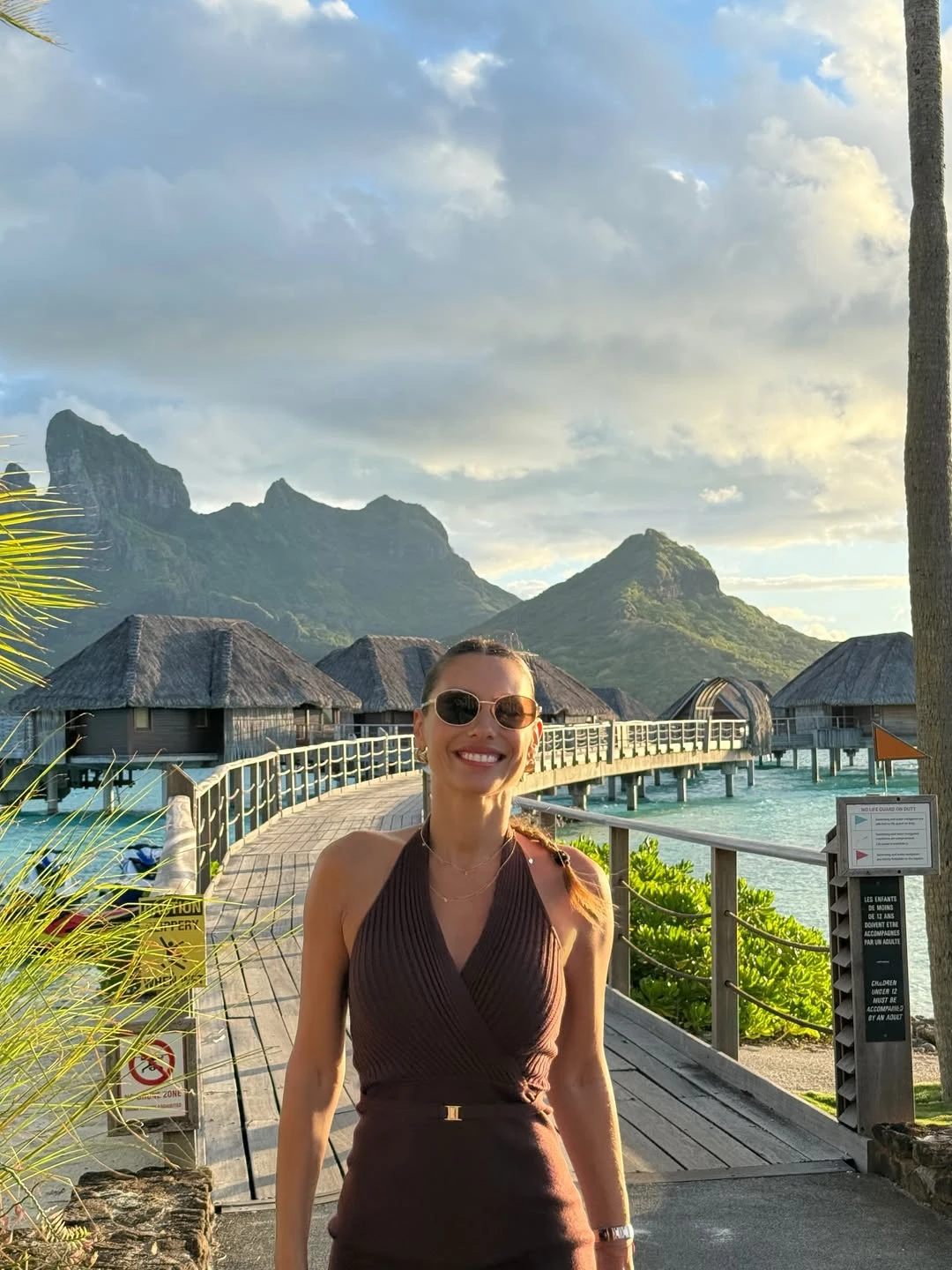 Pampita en la Polinesia