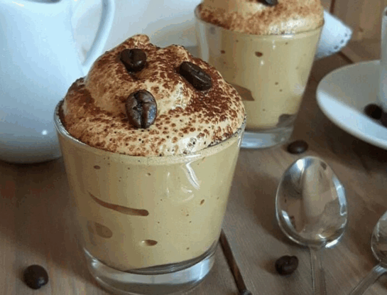 Postre de café con solo 3 ingredientes: la receta rápida y deliciosa que tenés que probar