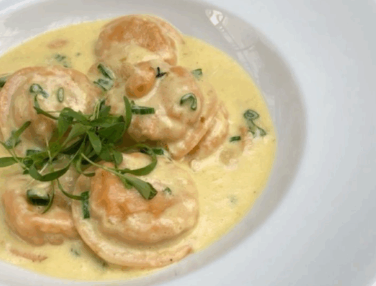 Sorrentinos rellenos de calabaza y cebolla caramelizada: la receta que te salva la cena