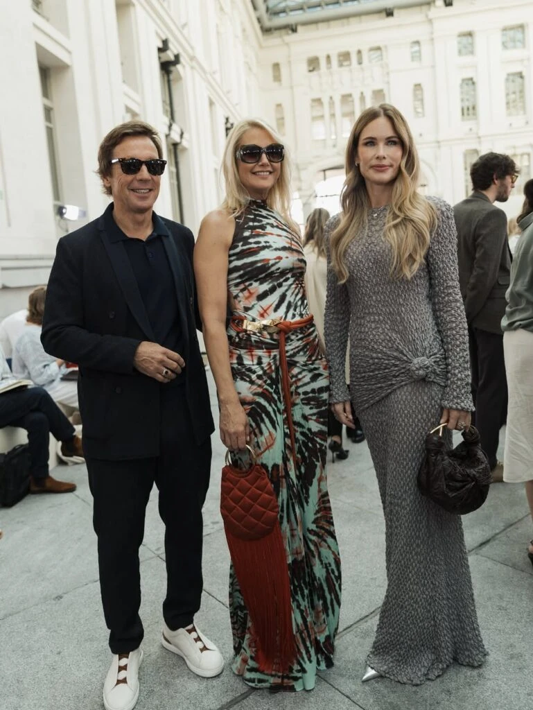 Valeria Mazza brilló en Madrid con un vestido tie dye lleno de estilo