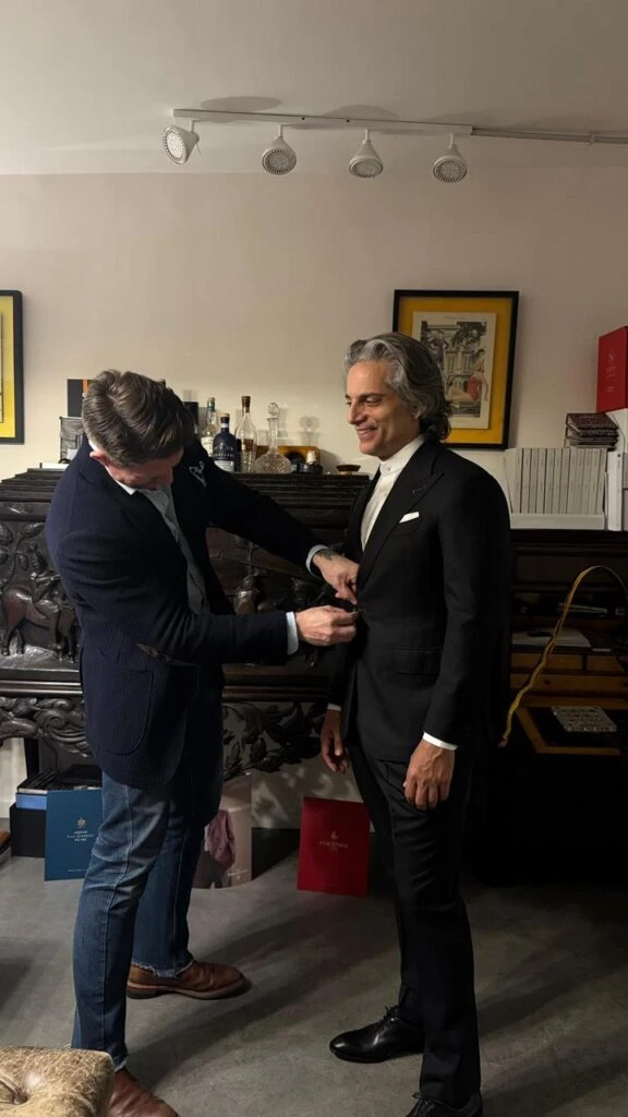 El look de Joaquín Furriel.