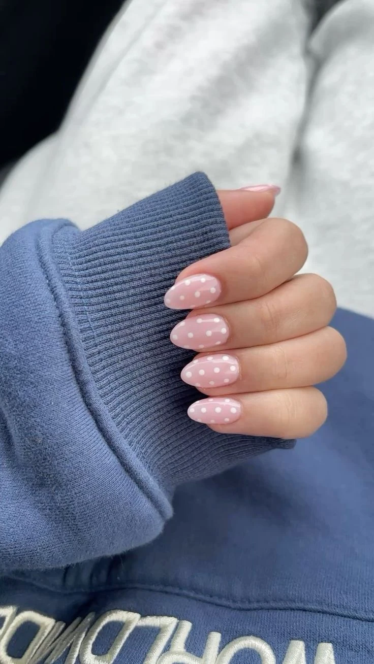 Dua Lipa Polka Dot nails