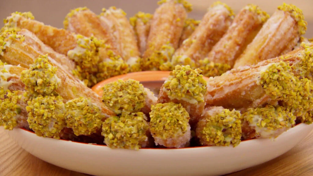 Receta de churros gourmet: crocantes y con relleno de pistacho