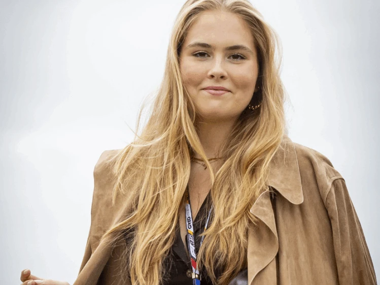 La princesa Amalia desafía el protocolo con el look más canchero para su gira por Nueva York