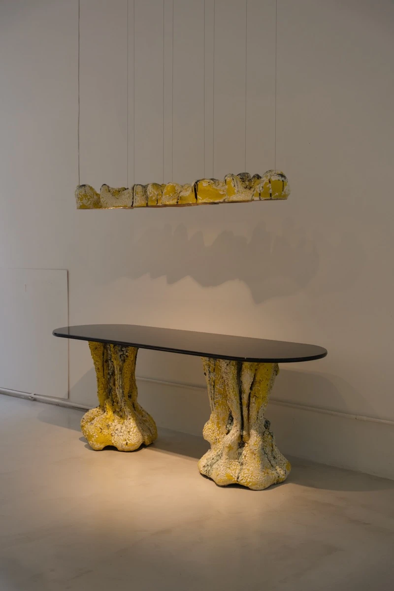 La muestra empezó a gestarse a partir de la idea de trabajar piezas funcionales en cerámica a mayor escala 