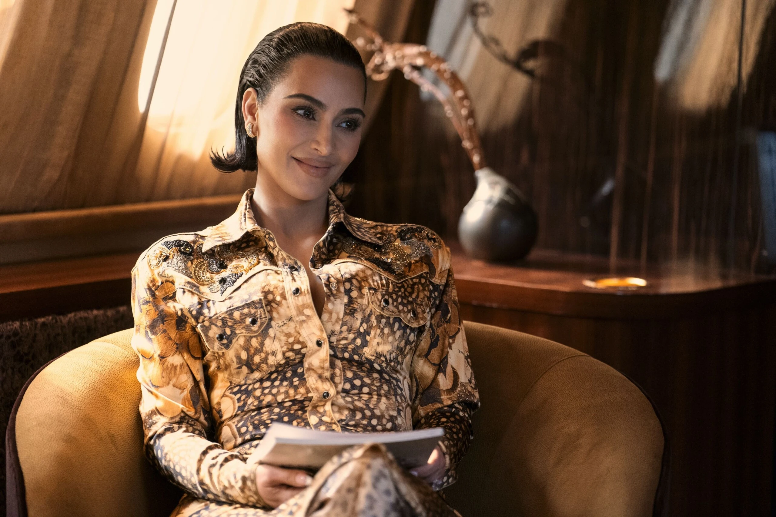 Todo Vale: Kim Kardashian debuta en una serie de Ryan Murphy junto a Glenn Close, Naomi Watts y Sarah Paulson