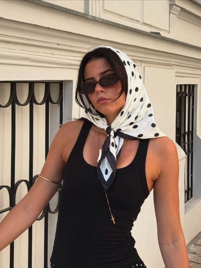 Cómo sumar los lunares a tus looks de todos los días.