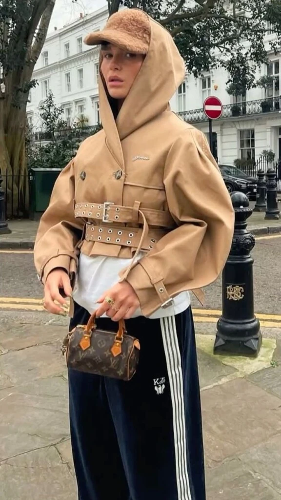 Este saco marca tendencia.