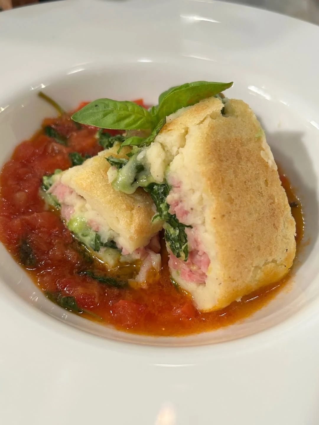 Riquísimo arrollado de papa, jamon y queso