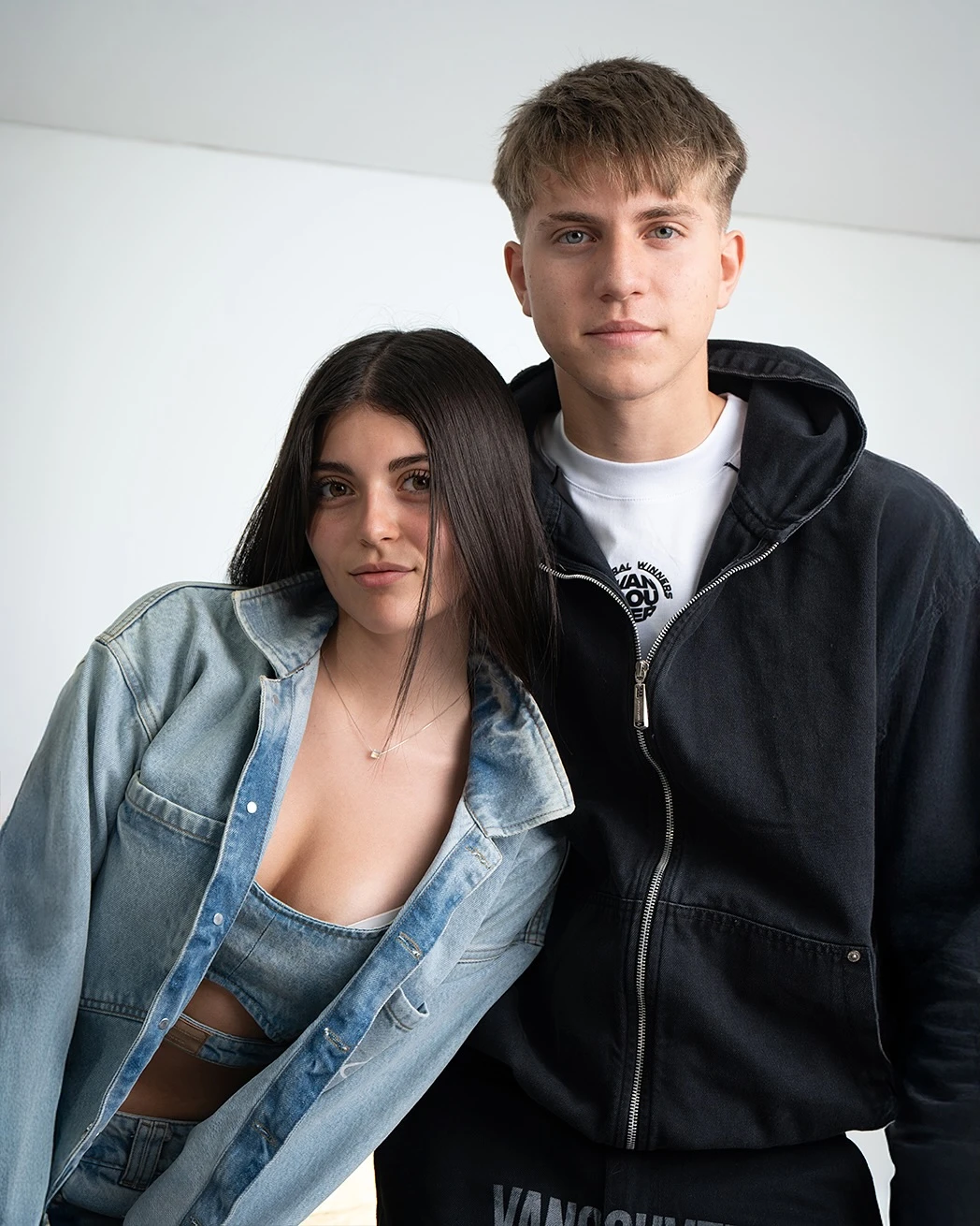 Valentino López debutó como modelo junto a su novia, Carola Sanchez Aloe