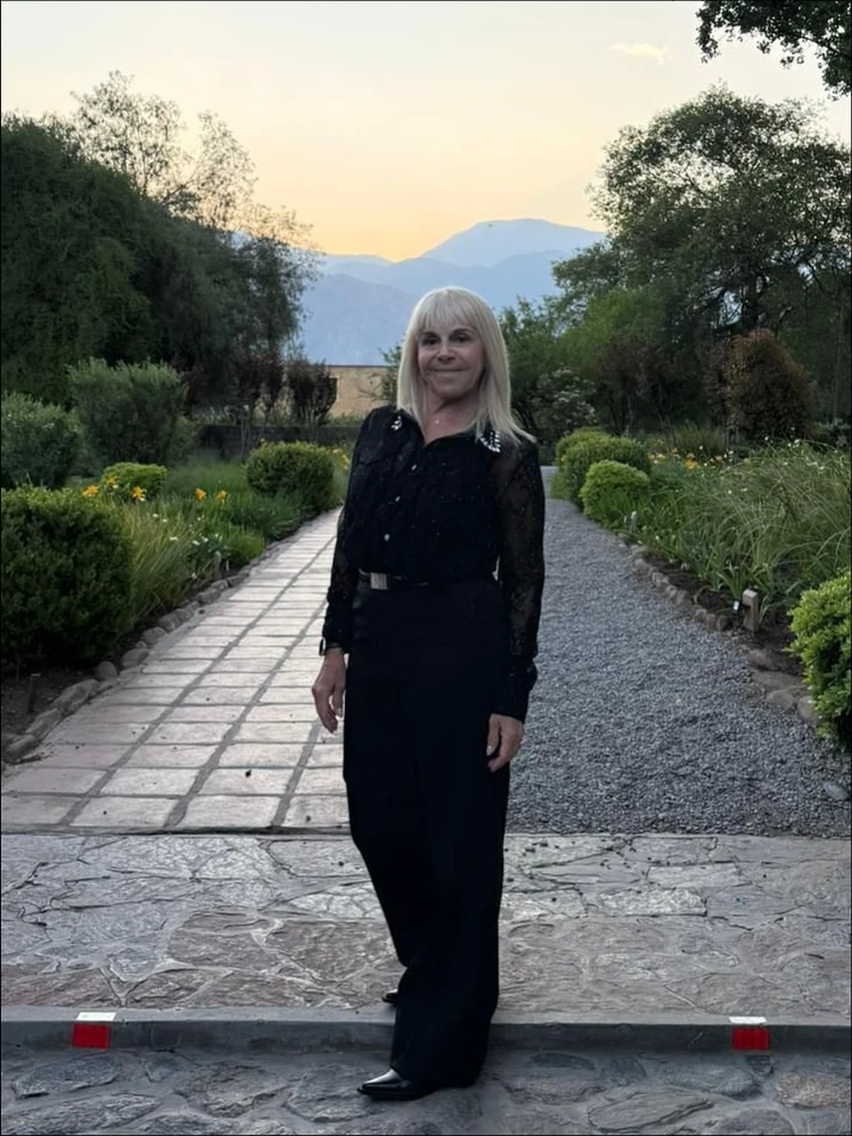 Los looks de Claudia Villafañe en Salta