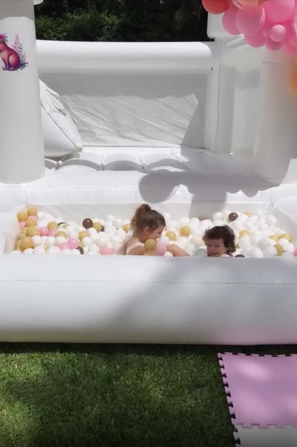 Alba, la hija de Agustina Cherri, cumplió 6 años: así fue su fiesta al aire libre, llena de detalles soñados