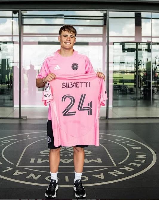 Mateo Silvetti es una de las grandes promesas del fútbol argentino 