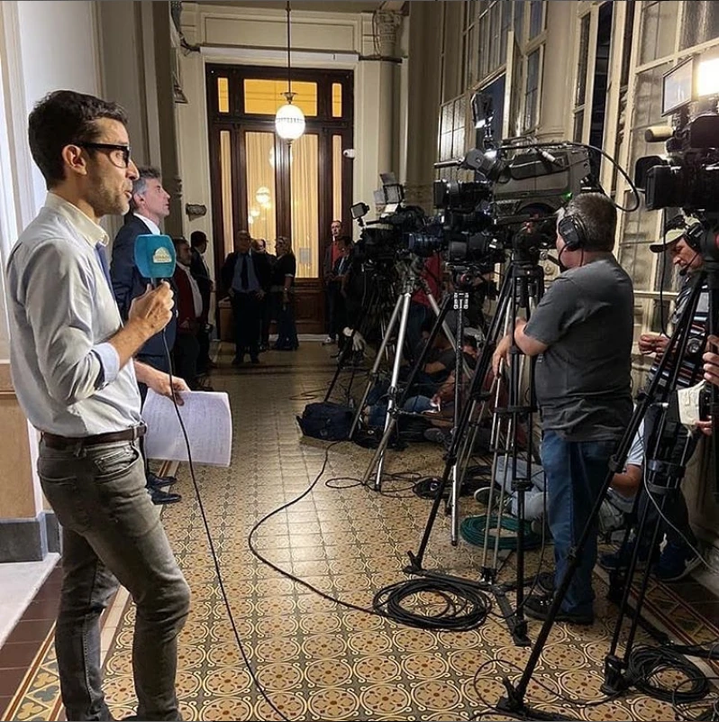 Mariano Castro trabajó en el senado como periodista